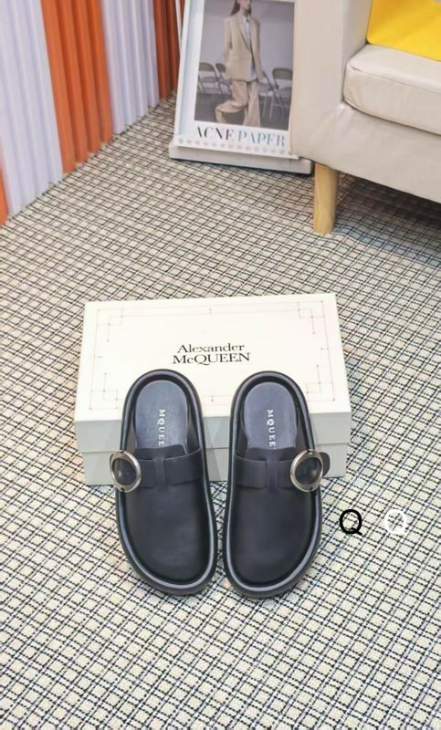 Picture of Alexander McQueen Slippers _SKUAlexanderMcqueensz35-45Q05013430